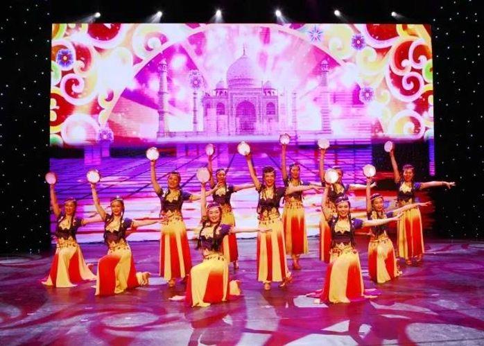 三峡集团“走进新时代 展示新风范”纪念“三八”国际妇女节暨女职工风范展示活动在京落幕 