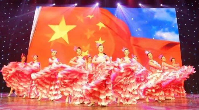 三峡集团“走进新时代 展示新风范”纪念“三八”国际妇女节暨女职工风范展示活动在京落幕 