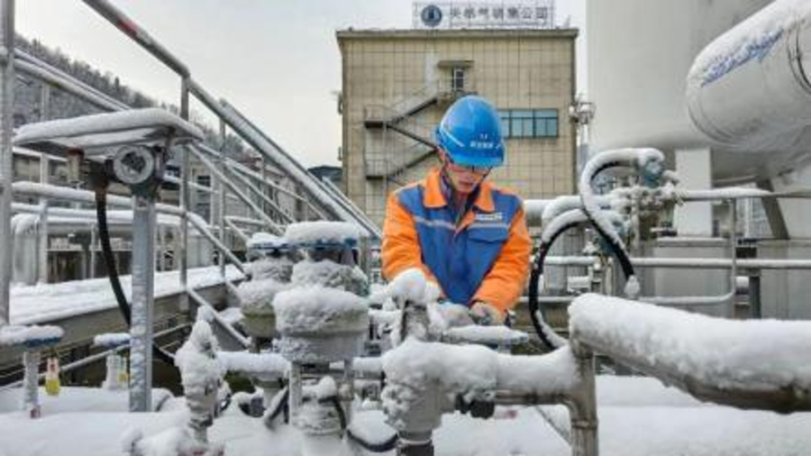 CTGers defy icy blasts, ensuring stable power production 